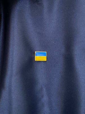 Значок "Прапор України" маленький 9x12 мм (00278)