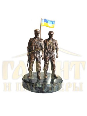 Бронзова скульптура "Бійці за незалежність - символ свободи" мала (77х60х140 мм)14982)