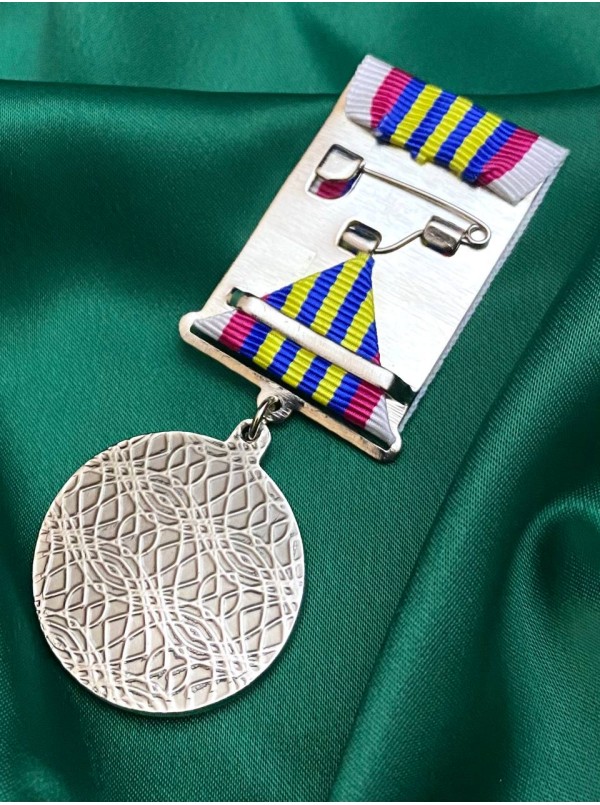 Нагрудний знак "15 років військовій службі правопорядку у ЗСУ" (22866)