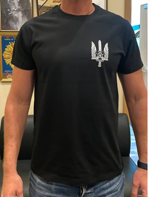 Футболка чорна don’t push the horses з шевроном Альфа (40678)