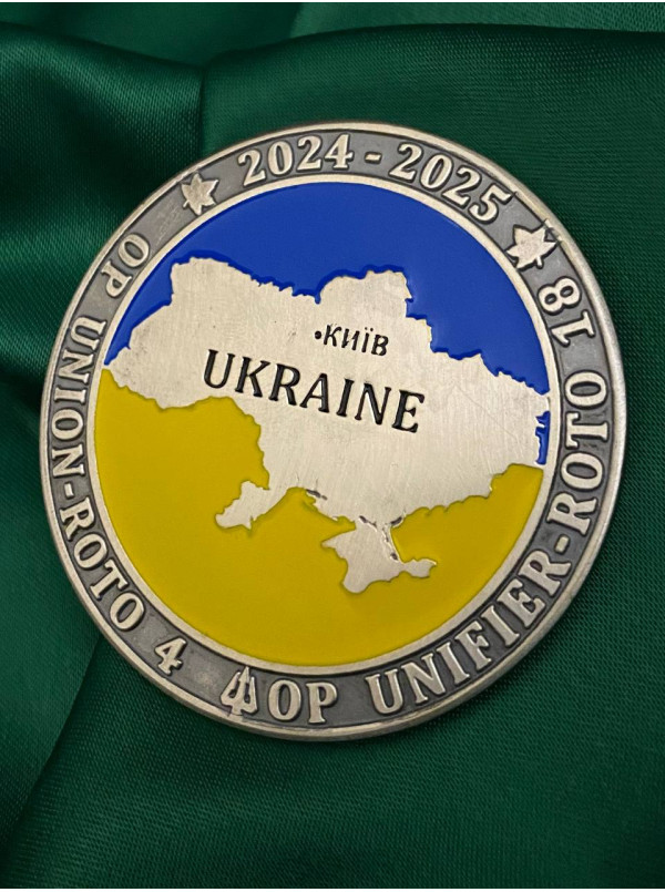 Монета "Red devils. Збройні сили Канади"_50мм (39196)
