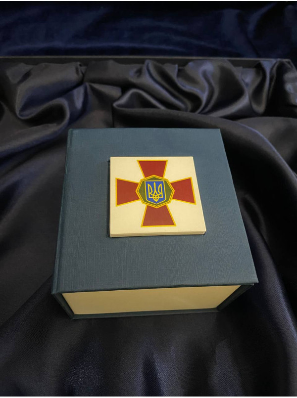 Наручний годинник з логотипом НГУ (13155)