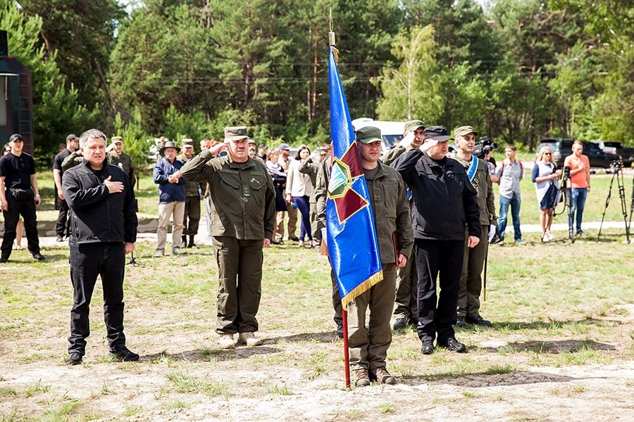  4-я бригада быстрого реагирования Национальной гвардии Украины получила Боевое Знамя