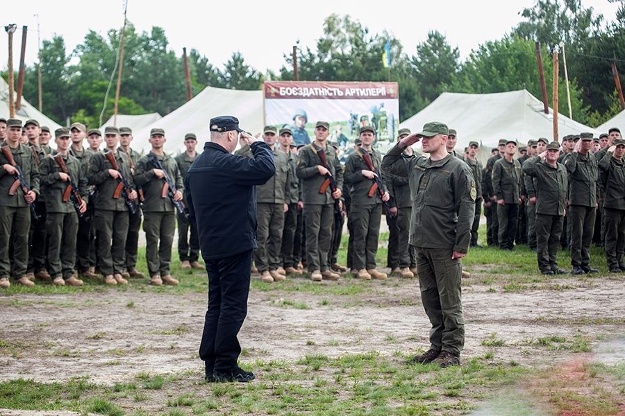  4-я бригада быстрого реагирования Национальной гвардии Украины получила Боевое Знамя